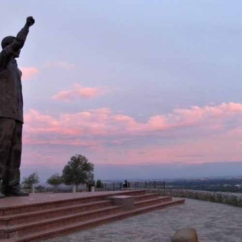 Best Time to Visit Bloemfontein β Seasons, Weather & Festivals
